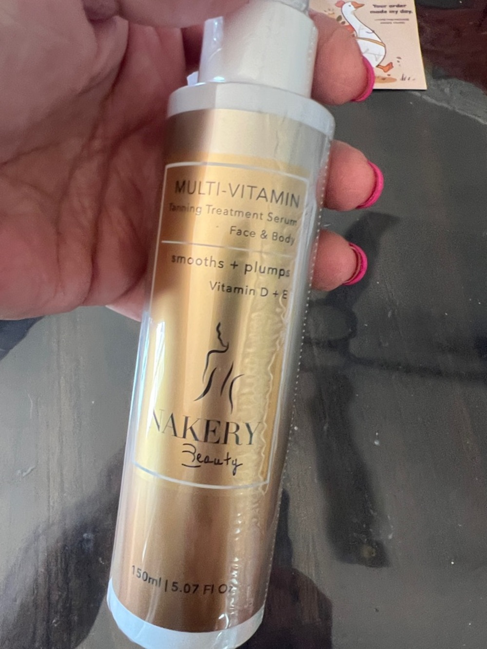Multi-Vitamin Tanning Treatment Serum  Nakery